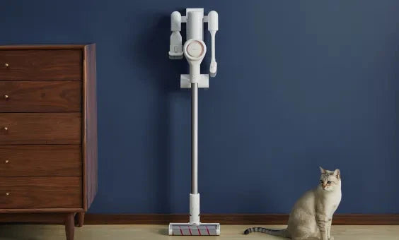 2018
Dreame's first product, V9 cordless stick vacuum, was launched through crowdfunding, sold out in 6 days, with 18,888 units sold and sales exceeding 15 million CNY.
